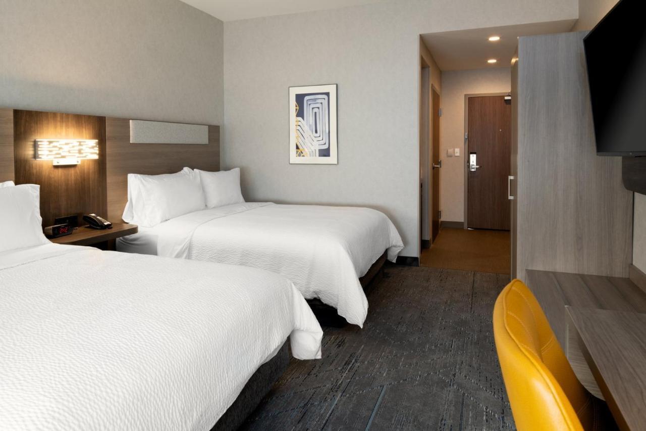 Holiday Inn Express & Suites - Hollister By Ihg Exterior foto
